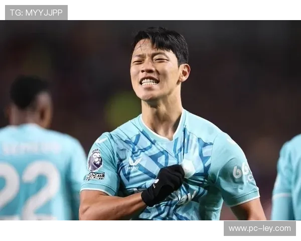 英超冬窗转会动态：罗马有意齐尔克泽，曼城签下塞梅尼奥